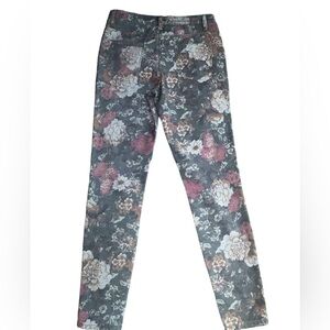 ModCloth cottagecore/ retro floral jeans size S EUC